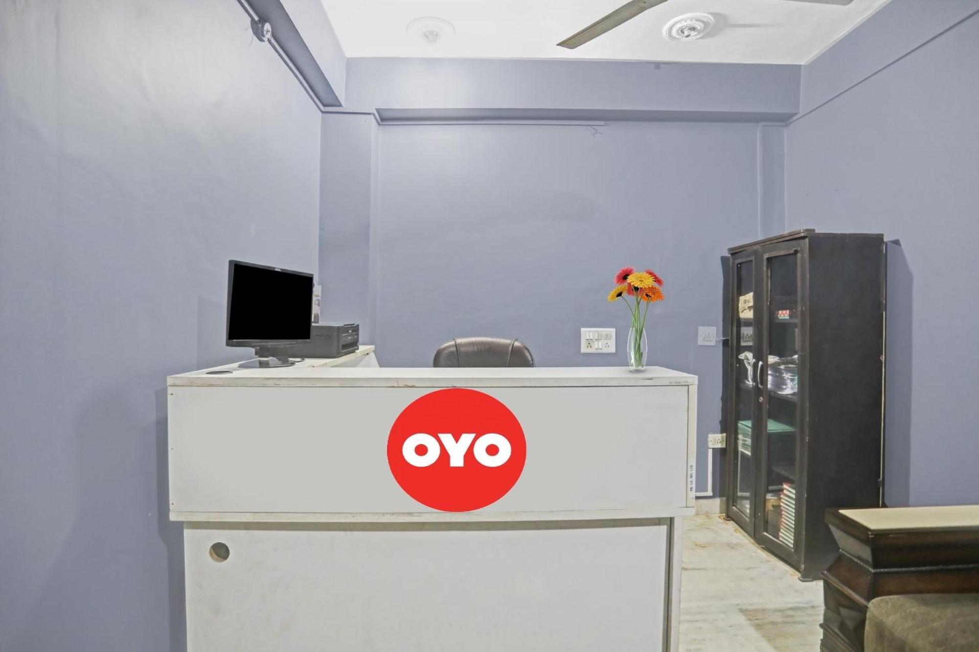OYO 88010 Hotel Metro Inn Kālkāji Devi Esterno foto
