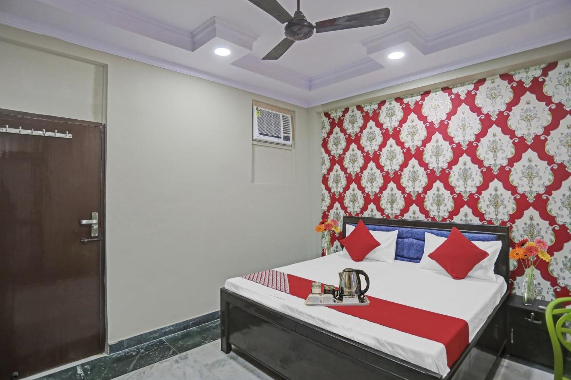 OYO 88010 Hotel Metro Inn Kālkāji Devi Esterno foto